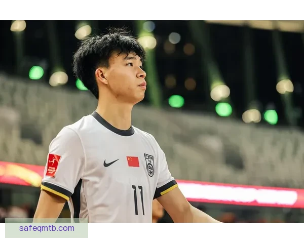 泪目国足20岁一米八八新星崛起带刀后卫关键进球硬核跳舞庆祝